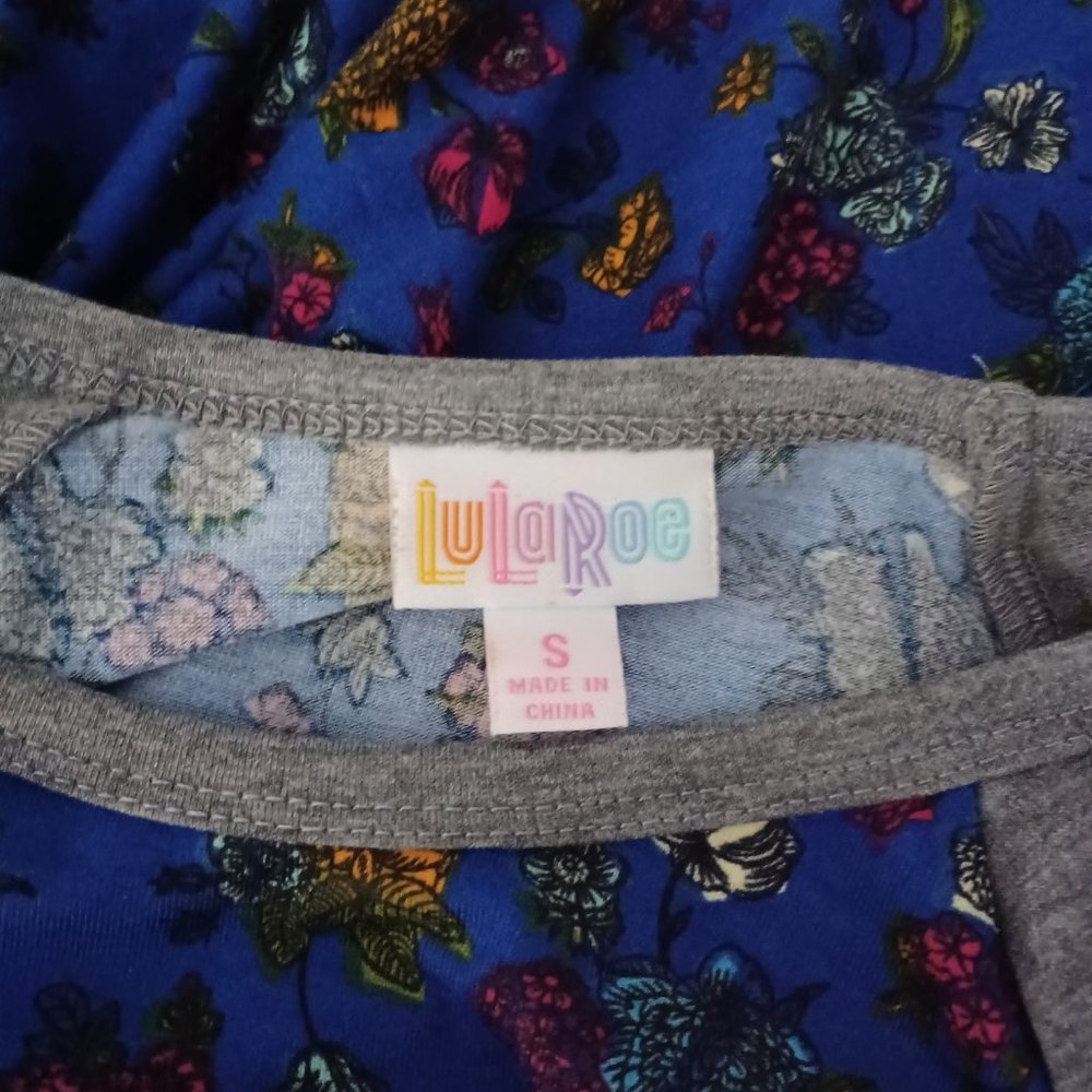 LuLaRoe Randy Top Size Small - Picture 2 of 4